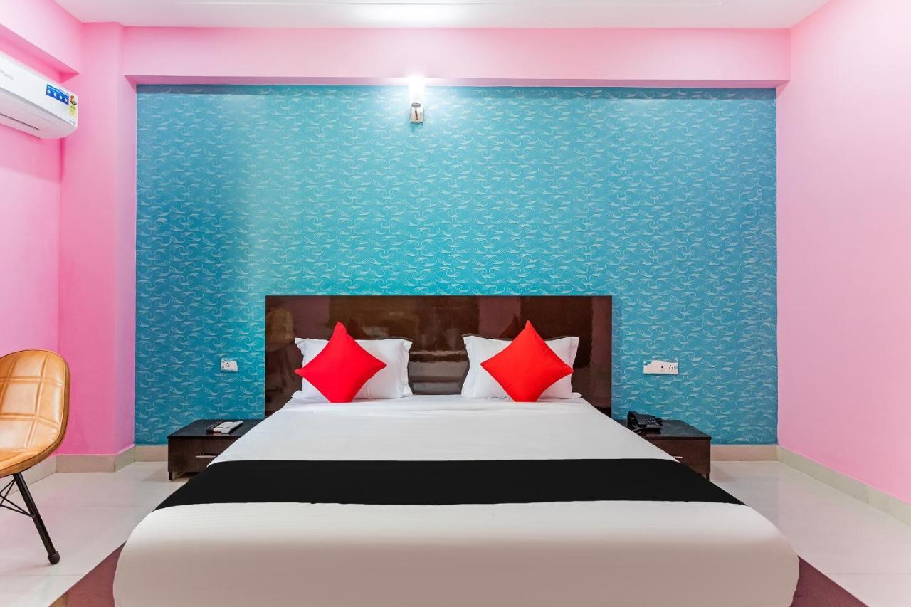 Capital O Harish Residency Hotel Gurgaon Ngoại thất bức ảnh