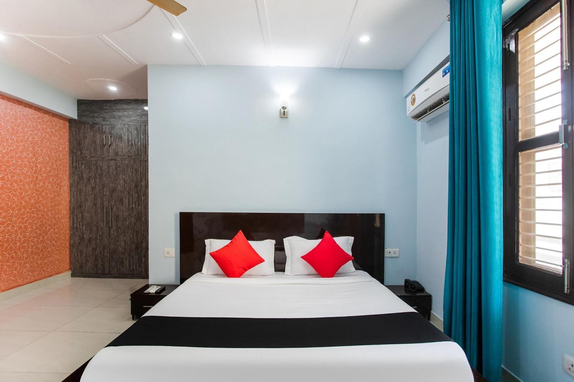 Capital O Harish Residency Hotel Gurgaon Ngoại thất bức ảnh